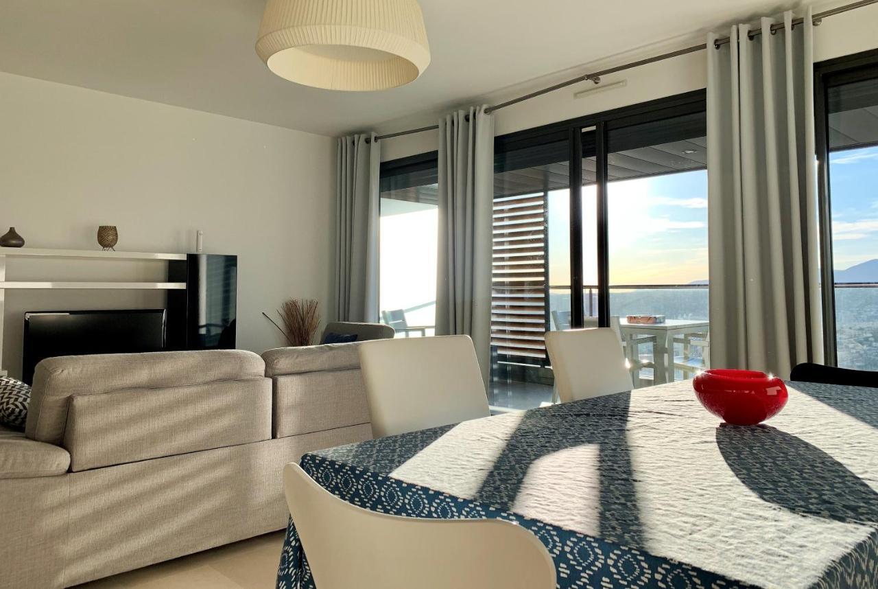 Lejlighed Incredible Views Of In A Calm Luxury & Big Park *